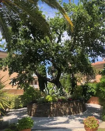 Belle Au Centre De Tropez Avec Piscine Et Garage Apartment Saint-Tropez